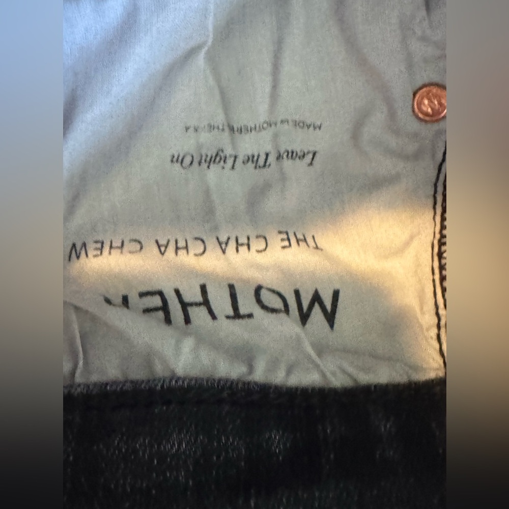 MOTHER The Cha Cha Chew Jeans - Picture 13 of 13